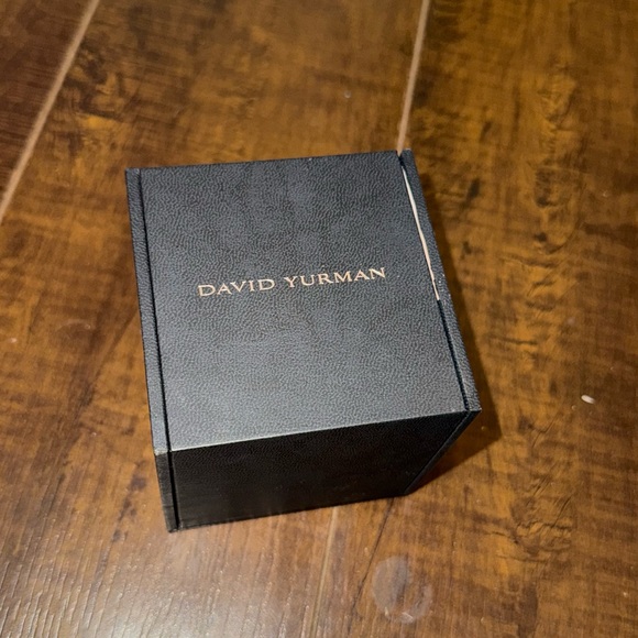 David Yurman STREAMLINE® PAVÉ THREE ROW BAND RING - Picture 3 of 6